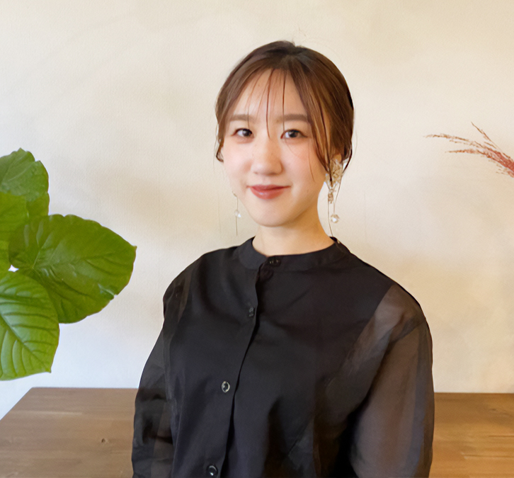 幅広い知識を身につけることができ好きなことを仕事にして楽しく働いています。